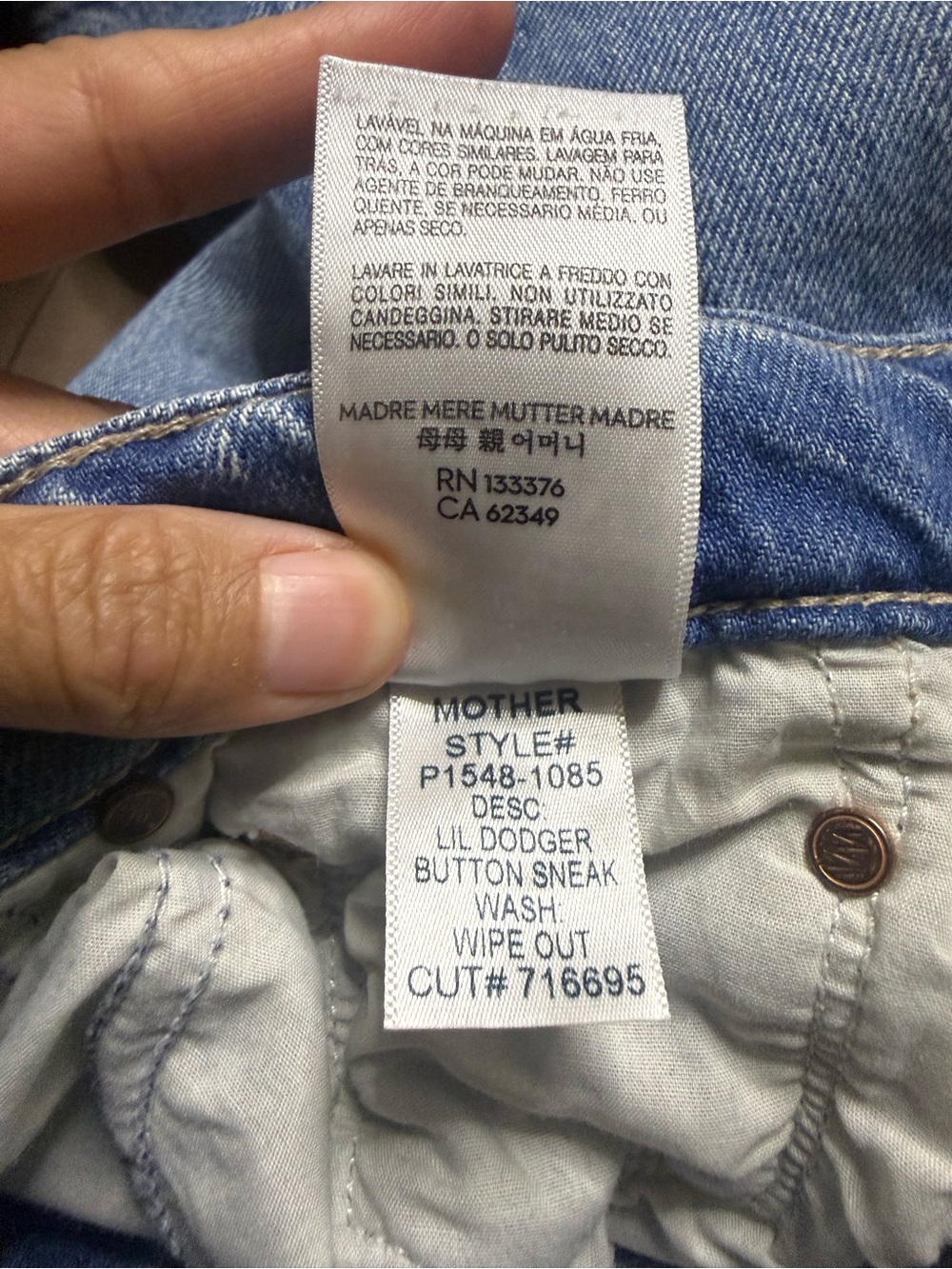 ✨ MOTHER Lil Dodger Button Sneak Wipeout Jeans NWT Premium Denim ✨ 24 x 29 - Picture 8 of 11